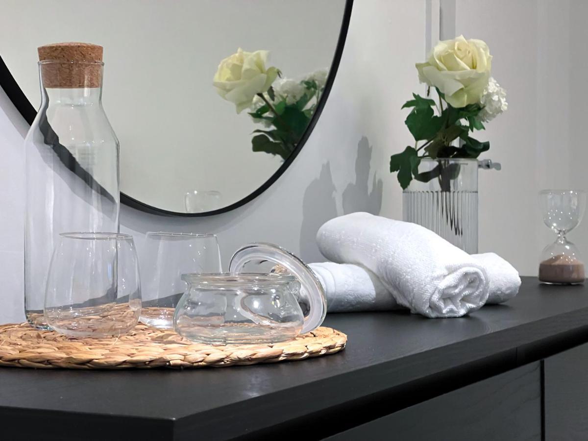 ロンドンStylish 3 Bed Flat With Gardenアパートメント エクステリア 写真